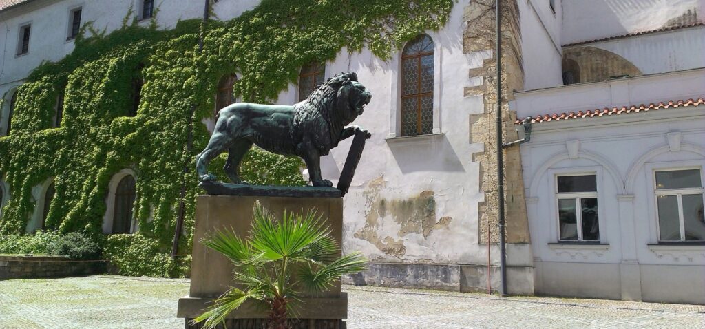 Pomnik lwa w Klasztorze na Strahovie w Pradze